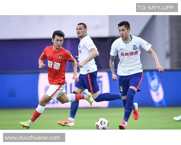 美国足球明星邓的辉煌职业生涯与对足球的热爱之路 美国足球明星邓的辉煌职业生涯与对足球的热爱之路